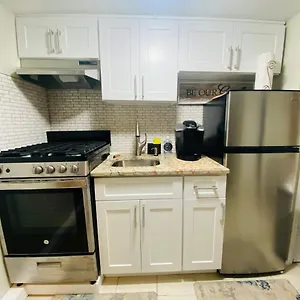 https://entire-guest-suite-close-to-jfk-and-lga.us-newyorkcity.com